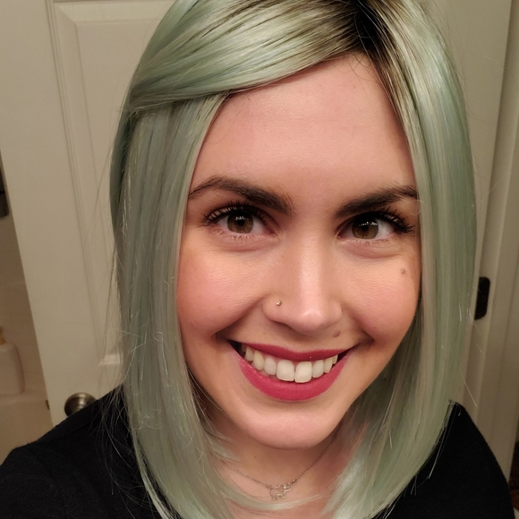 WIG - Noriko Seaglass Light Green Wig - Picture 6 of 12